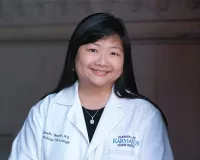 Elizabeth Heath Headshot