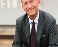 News Anchor Barry Davis