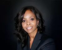Lisa Hall headshot