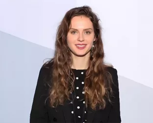 Dr. Alexandra Sokolova Headshot