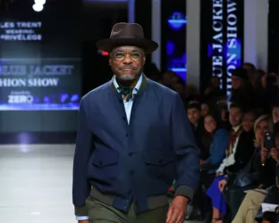 INSIDE Edition Sr. Correspondent, Les Trent, walking the runway