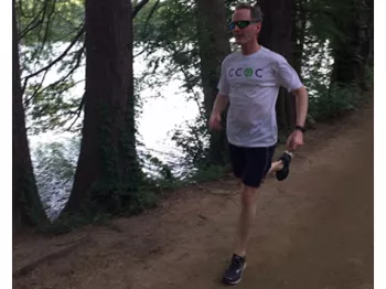 Richard Payton running