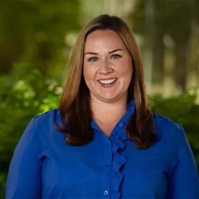 Lauren Walch Headshot