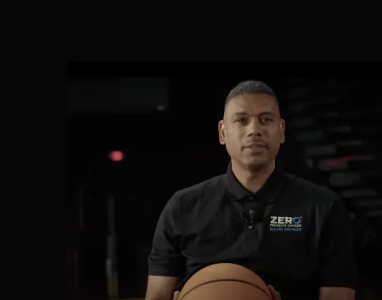 Allan Houston with basketball