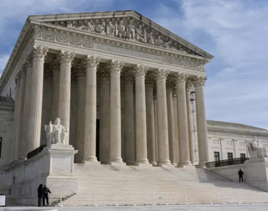 Picture of capital building in Washington D.C.