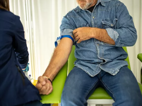 A blood test called a PSA can help screen men for prostate cancer but it can also lead to unnecessary treatment.