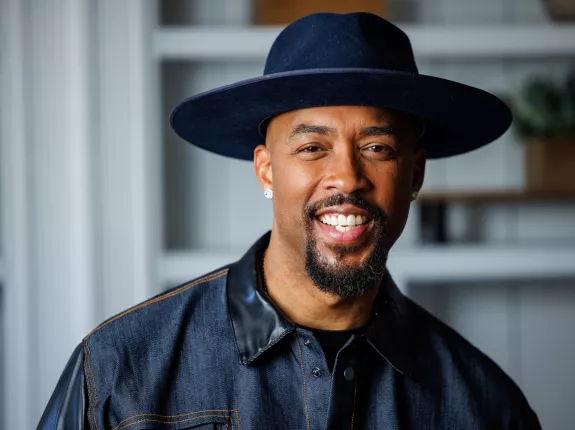 Montell Jordan Headshot