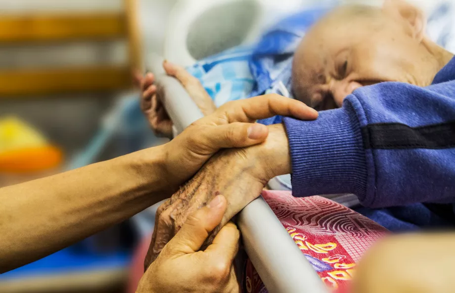 Palliative care - Elderly white man at a hospital